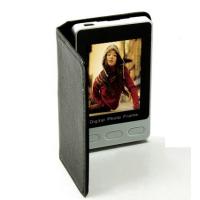 2.4" portable digital frame